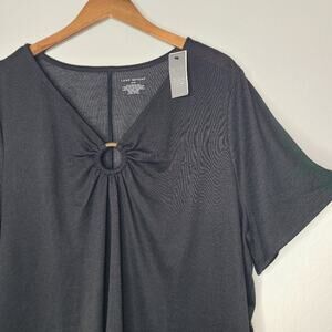 Lane Bryant Black Ring Detail NWT Swing T-Shirt Solid 26/28 Short Sleeve